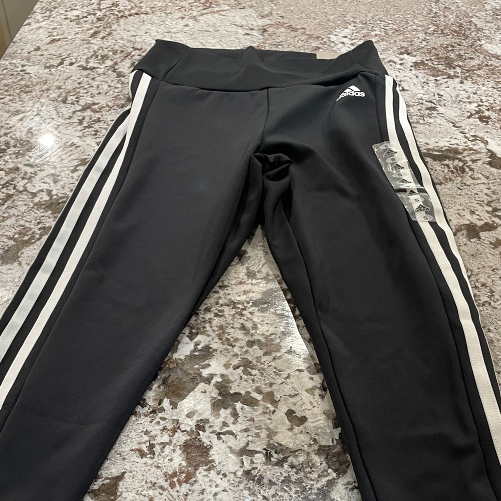 Adidas high rise  leggings 7/8 length